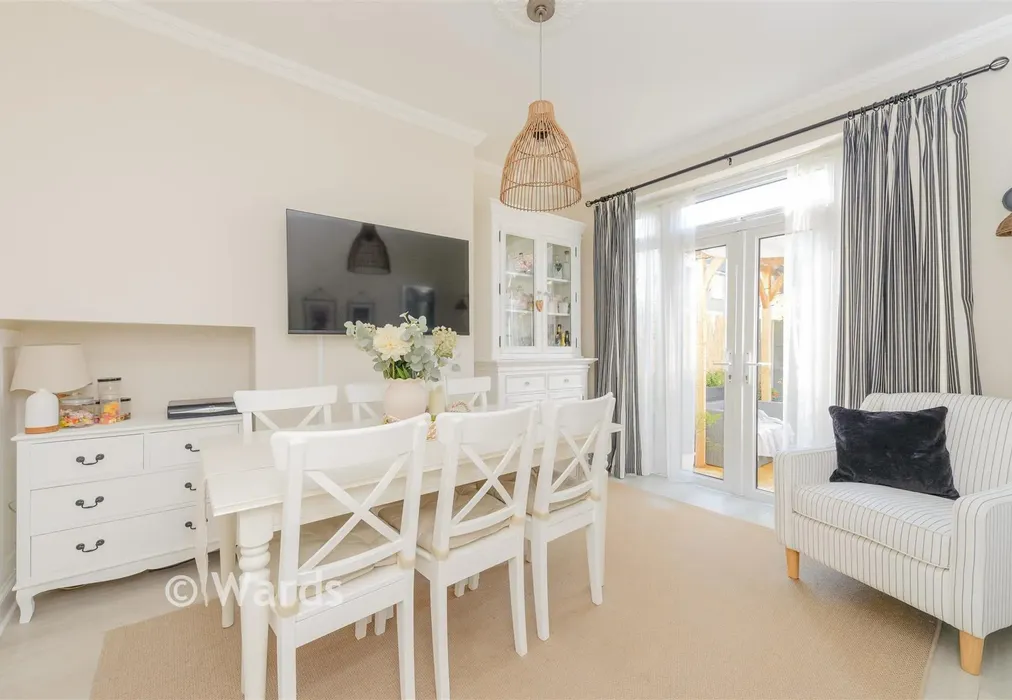 Dining Room - Camdale Road, London - Wards of Kent