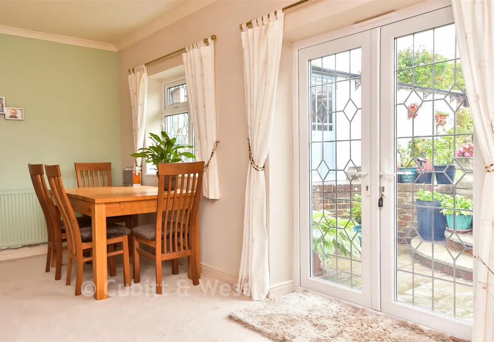 Internal Feature - Stoneleigh Avenue, Brighton, East Sussex - Wards of Kent