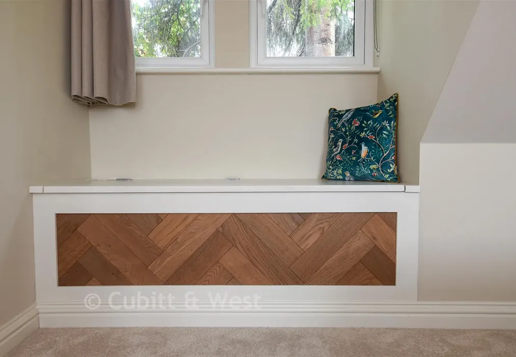 Internal Lifestyle Photograph - Woodlands Avenue, Earlswood, Surrey - Wards of Kent