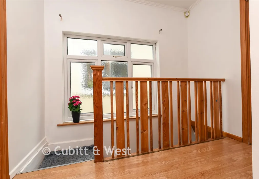 Landing - Prince Albert Square, Redhill, Surrey - Wards of Kent