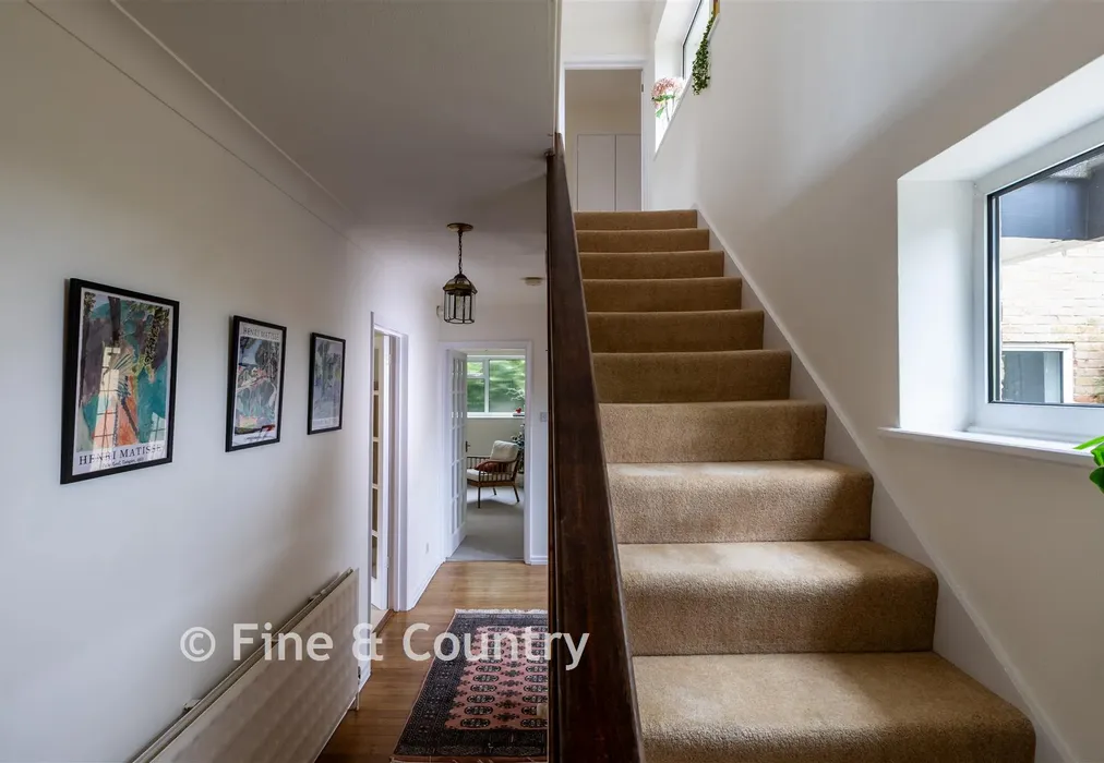 Hall And Stairs - Birling Road, Tunbridge Wells, Kent - Wards of Kent