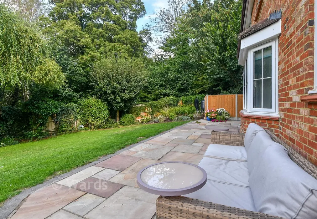 Patio / Decking - Sweet Bay Crescent, Ashford, Kent - Wards of Kent