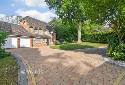 Sweet Bay Crescent, Ashford, Kent - Wards of Kent