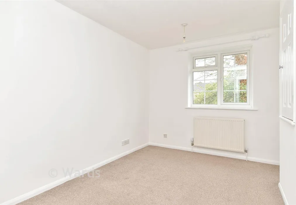 Bedroom 1 - Gatcombe Close, Walderslade, Chatham, Kent - Wards of Kent