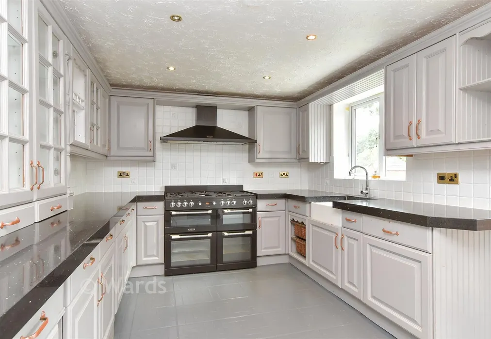 Kitchen - Olivine Close, Walderslade Woods, Chatham, Kent - Wards of Kent