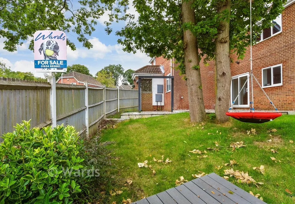 Front Garden - Olivine Close, Walderslade Woods, Chatham, Kent - Wards of Kent