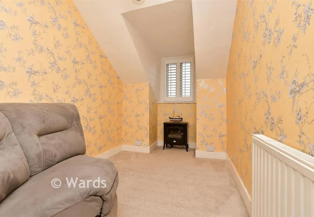 Bedroom 6 - West Cliff Road, Broadstairs, Kent - Wards of Kent