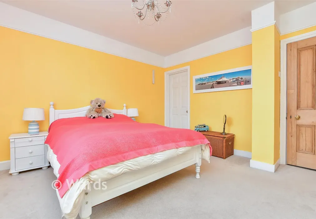Bedroom 2 - West Cliff Road, Broadstairs, Kent - Wards of Kent