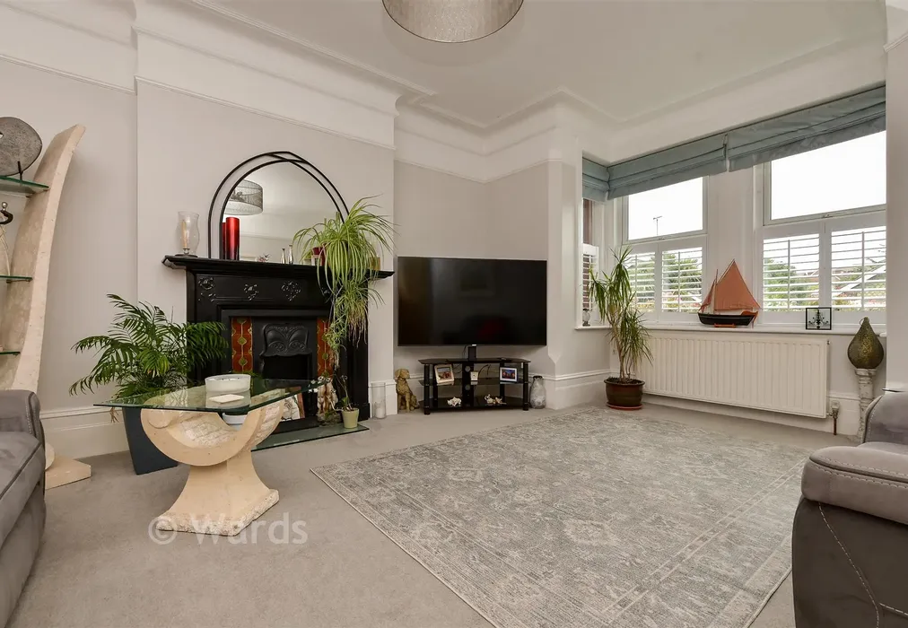 Lounge - West Cliff Road, Broadstairs, Kent - Wards of Kent