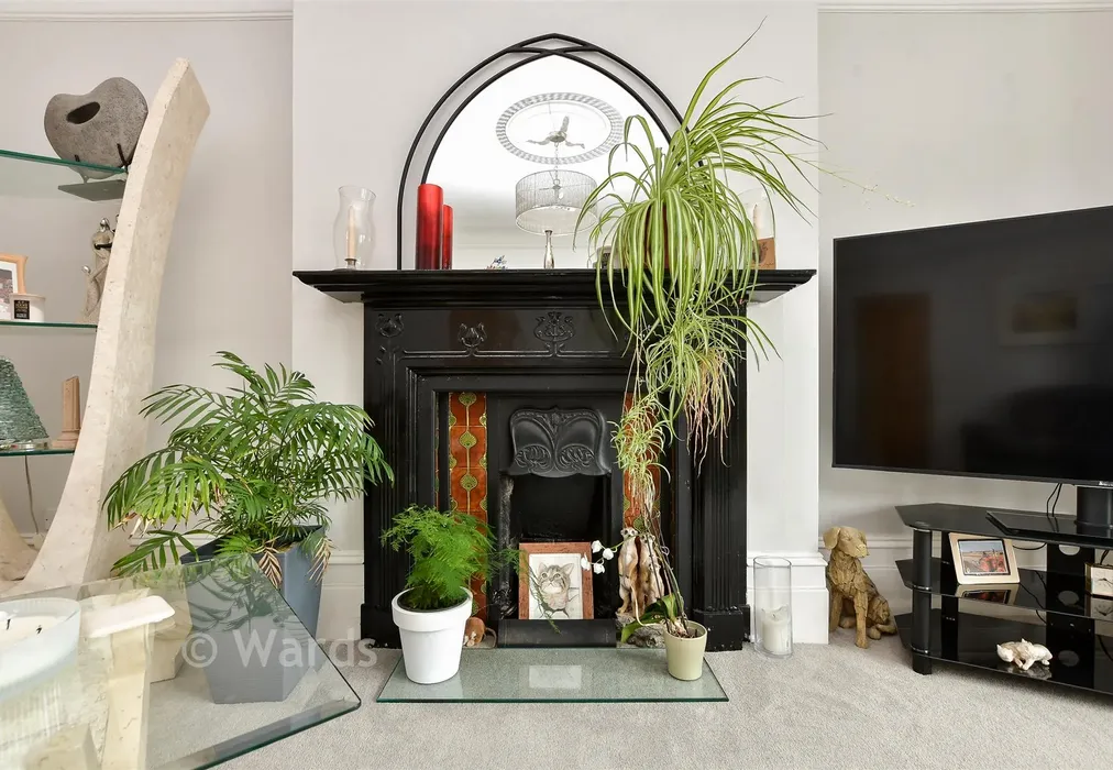 Lounge - West Cliff Road, Broadstairs, Kent - Wards of Kent