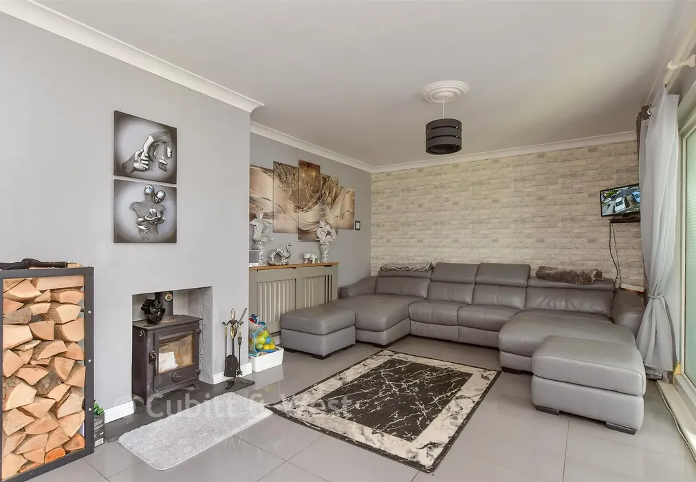 Lounge - Hunston Close, Brighton, East Sussex - Wards of Kent