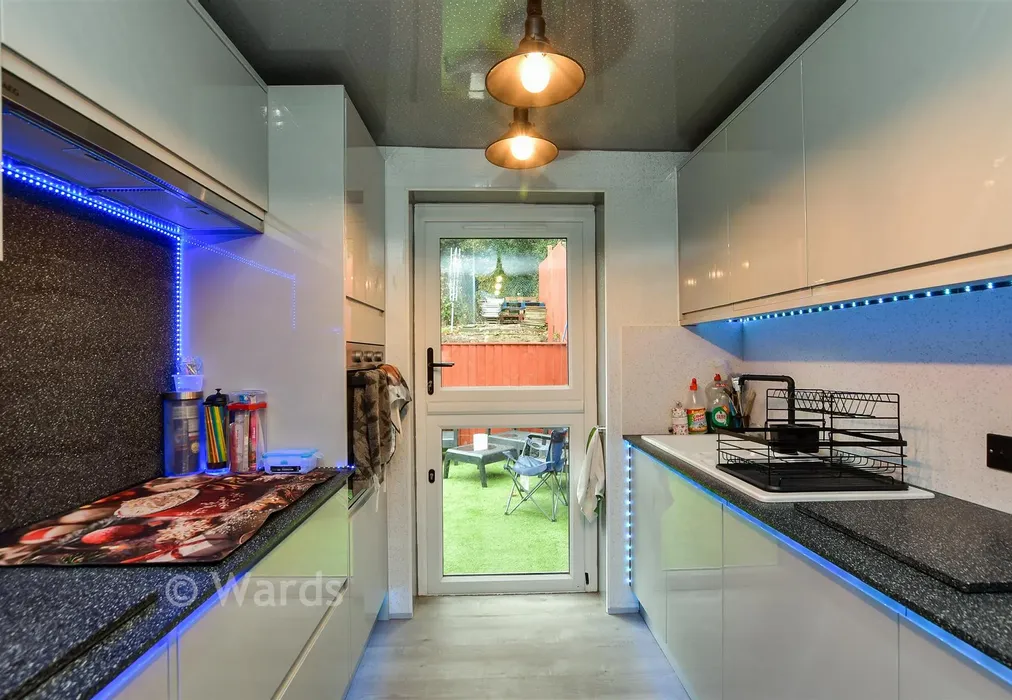 Kitchen - Curlinge Court, Ramsgate, Kent - Wards of Kent
