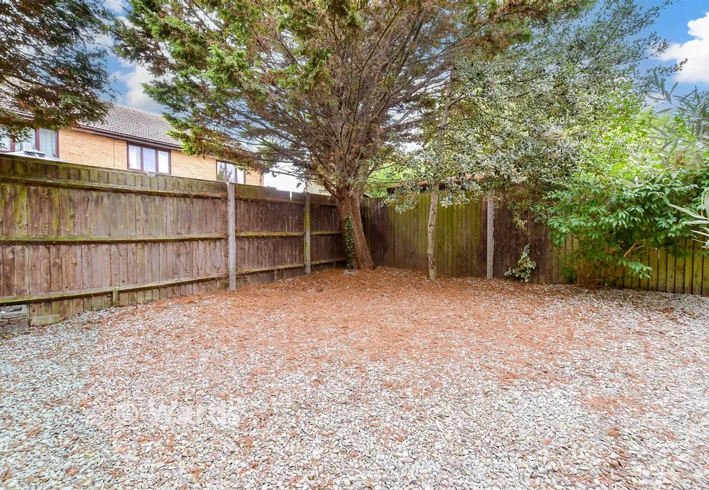 Rear Garden - Courtenay Road, Deal, Kent - Wards of Kent