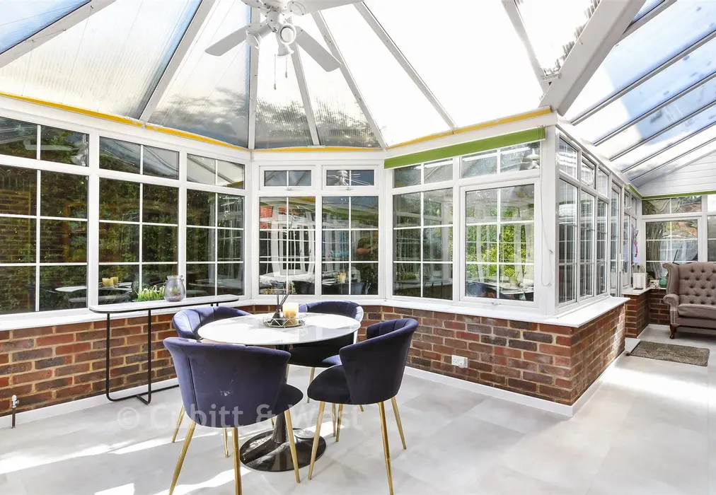 Conservatory - Hornbuckles Close, South Chailey, Lewes, East Sussex - Wards of Kent