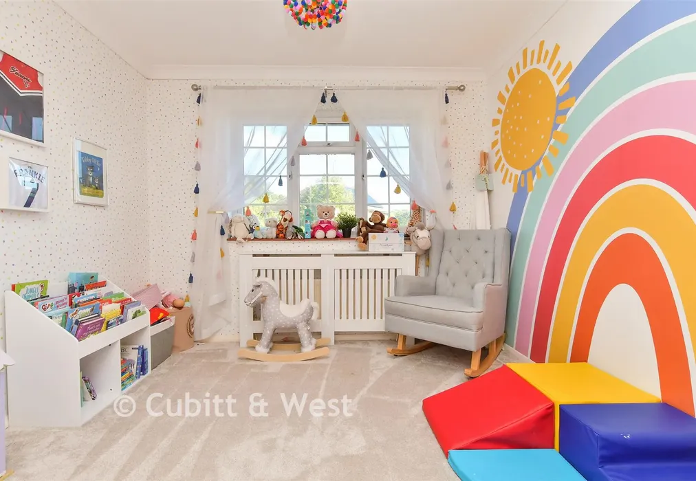Bedroom 3 - Hornbuckles Close, South Chailey, Lewes, East Sussex - Wards of Kent