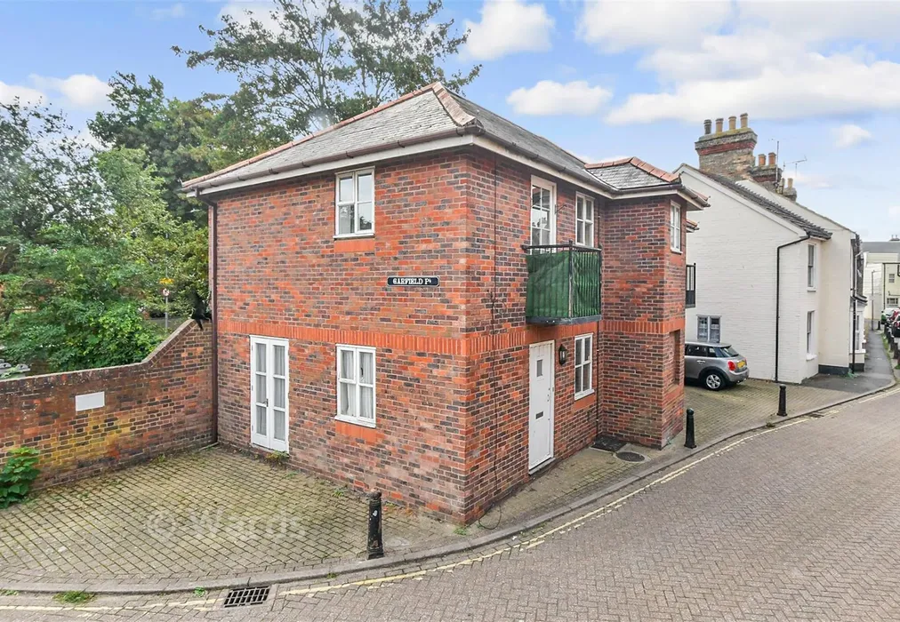 External (Web) - Garfield Place, Faversham, Kent - Wards of Kent
