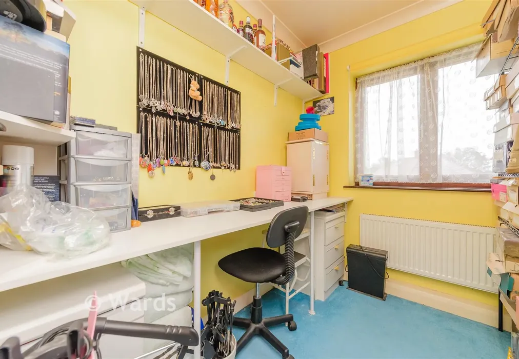 Bedroom 3 - Elm Road, Stone, Kent - Wards of Kent
