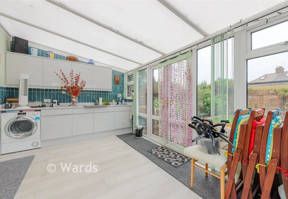 Conservatory - Elm Road, Stone, Kent - Wards of Kent