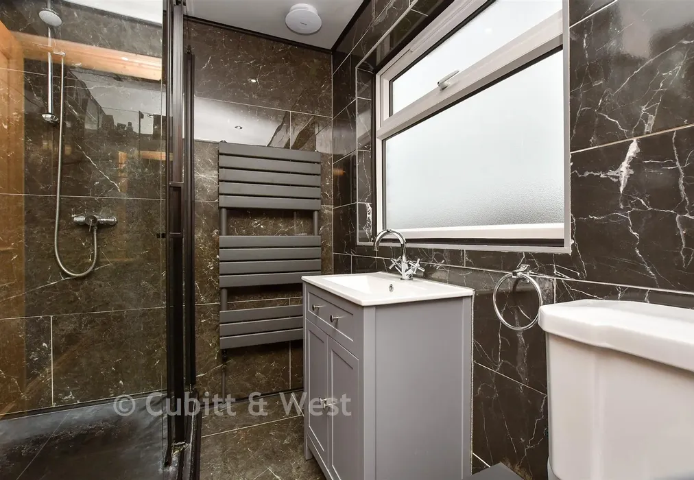 Shower Room - Clarendon Road, Wallington, Surrey - Wards of Kent