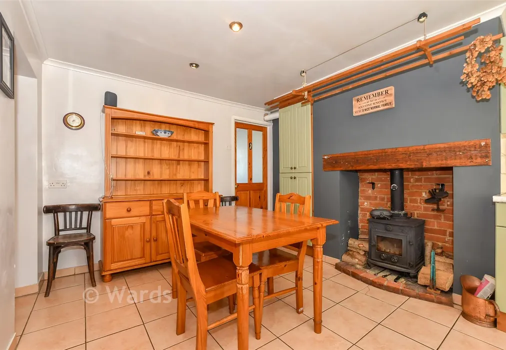 Kitchen - Oare Road, Faversham, Kent - Wards of Kent