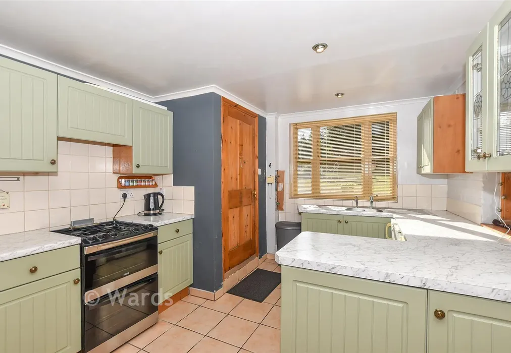 Kitchen - Oare Road, Faversham, Kent - Wards of Kent