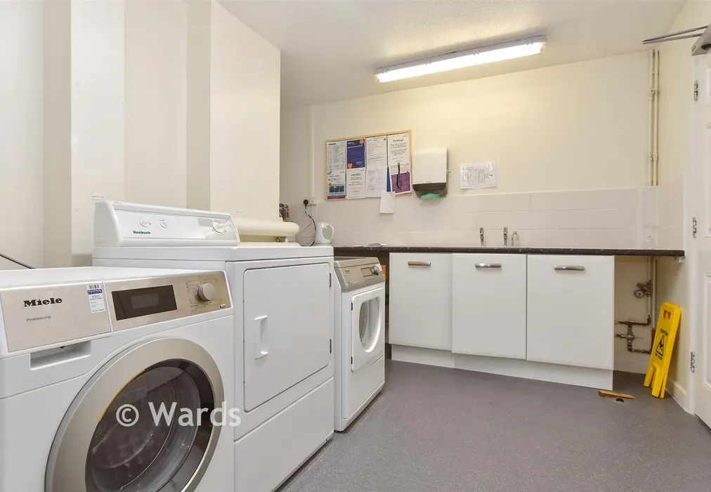 Internal Lifestyle Photograph - Queen Street, Deal, Kent - Wards of Kent