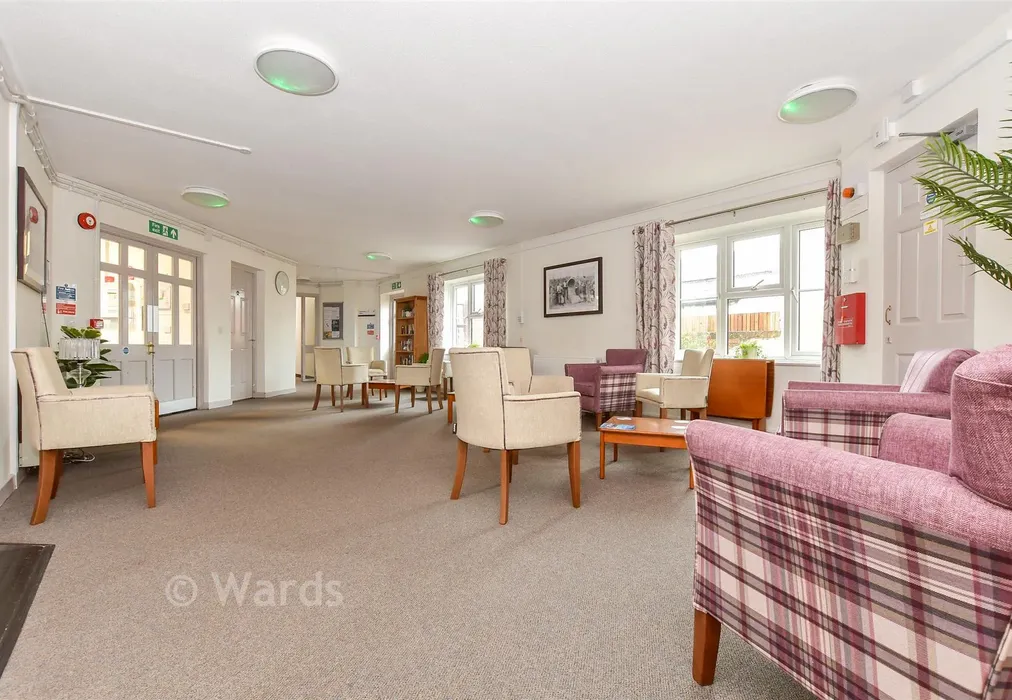 Internal Lifestyle Photograph - Queen Street, Deal, Kent - Wards of Kent