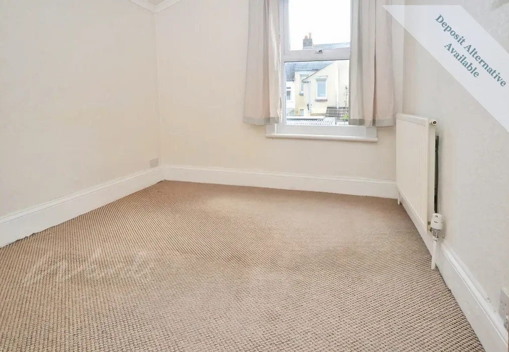 4a80ca53-bedroom 203 - Windmill Road Gillingham ME7 - Wards of Kent
