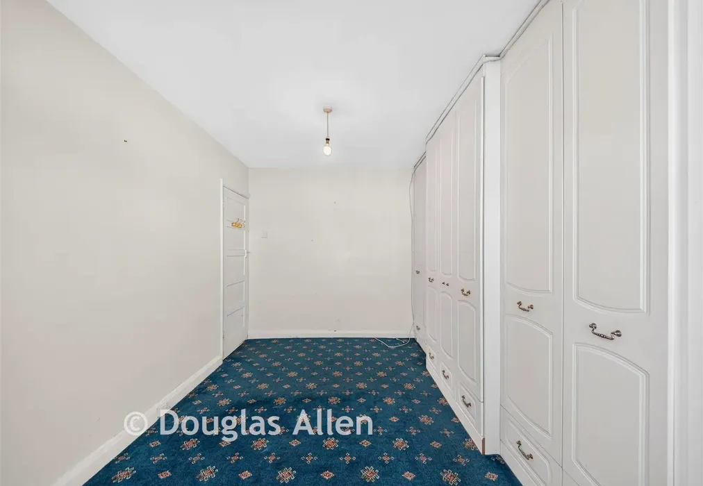 Bedroom 1 - Brian Road, Romford, Essex - Wards of Kent