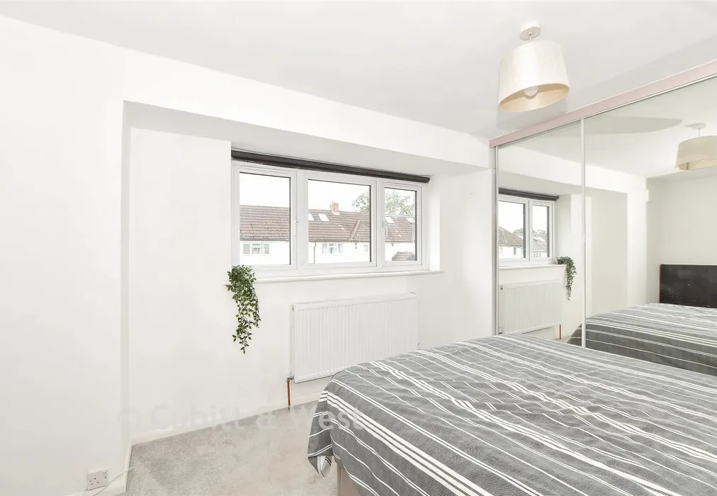 Bedroom 1 - Woodleigh Road, Burgess Hill, West Sussex - Wards of Kent