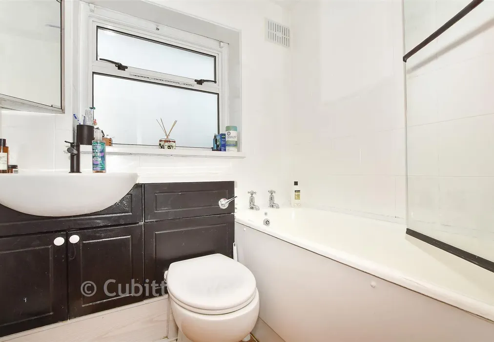 Bathroom - Woodleigh Road, Burgess Hill, West Sussex - Wards of Kent