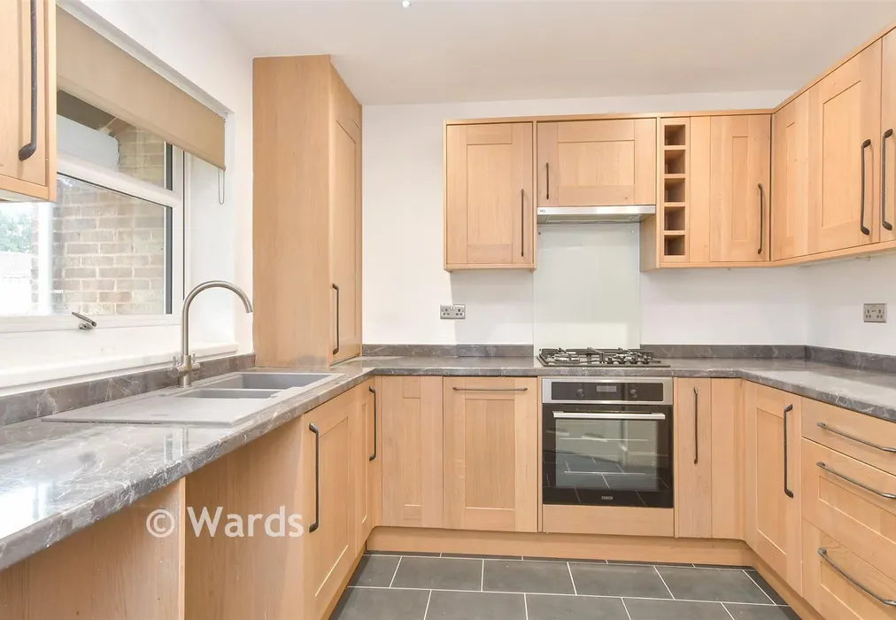 Kitchen - Walderslade Road, Walderslade, Chatham, Kent - Wards of Kent