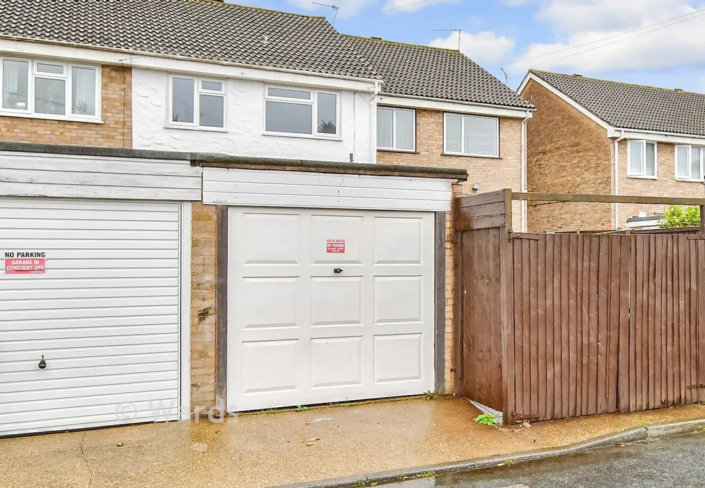 Garage - Walderslade Road, Walderslade, Chatham, Kent - Wards of Kent