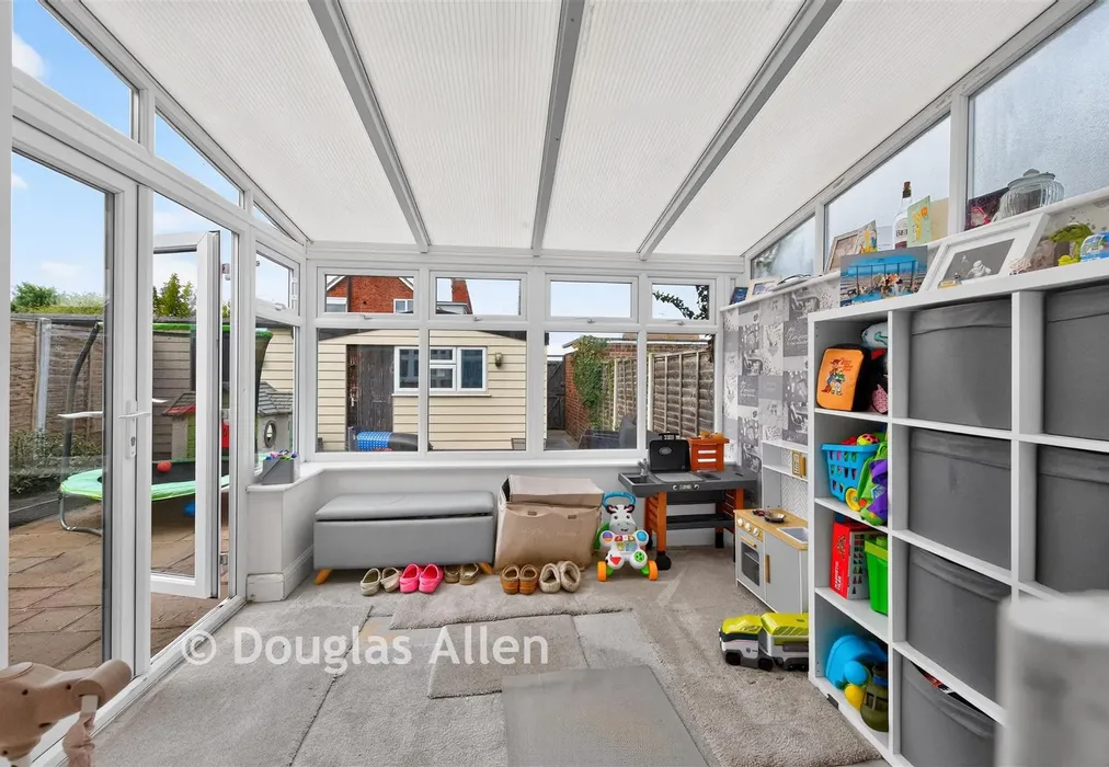 Conservatory - London Road, Wickford, Essex - Wards of Kent