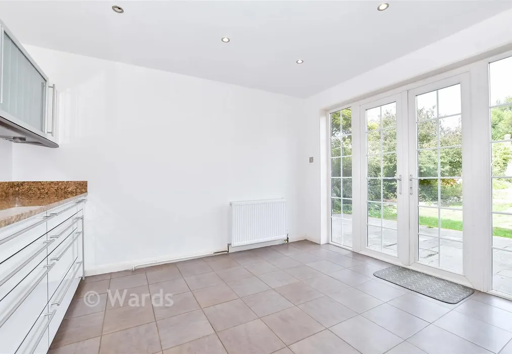 Kitchen/Diner - Tonbridge Road, Maidstone, Kent - Wards of Kent