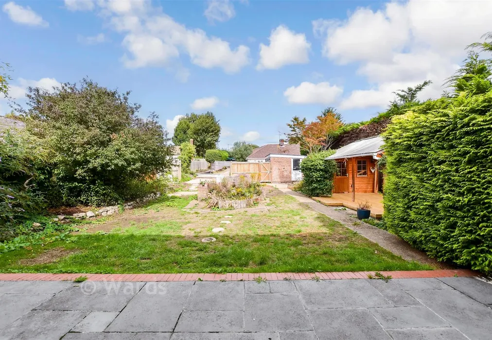 Rear Garden - Tonbridge Road, Maidstone, Kent - Wards of Kent