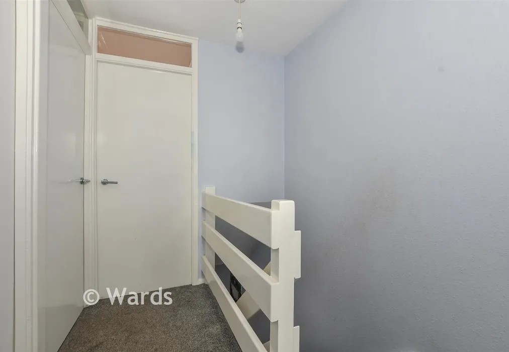 Landing - Knaves Acre, Headcorn, Kent - Wards of Kent