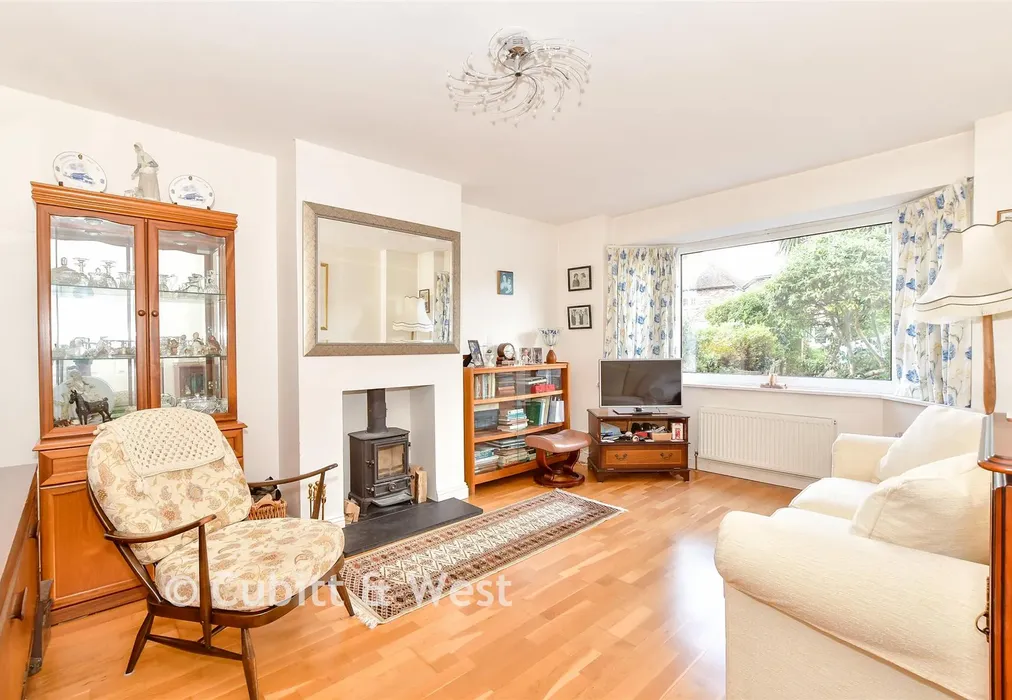 Lounge - Fitzalan Road, Arundel, West Sussex - Wards of Kent