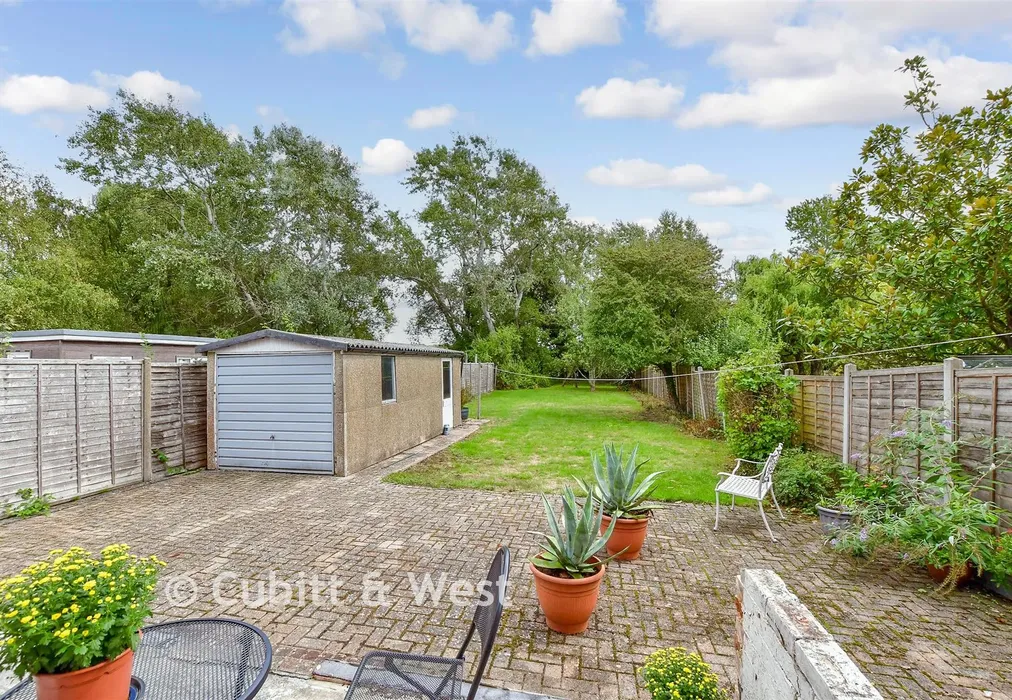 Rear Garden - Fitzalan Road, Arundel, West Sussex - Wards of Kent