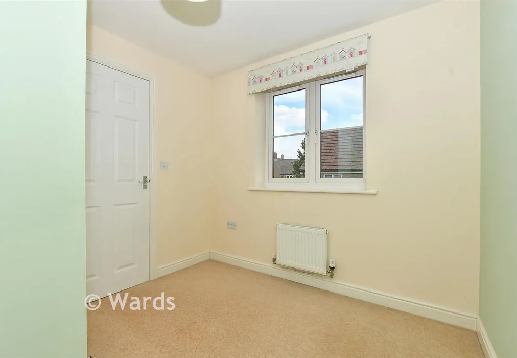 Bedroom 3 - Finn Farm Road, Ashford, Kent - Wards of Kent