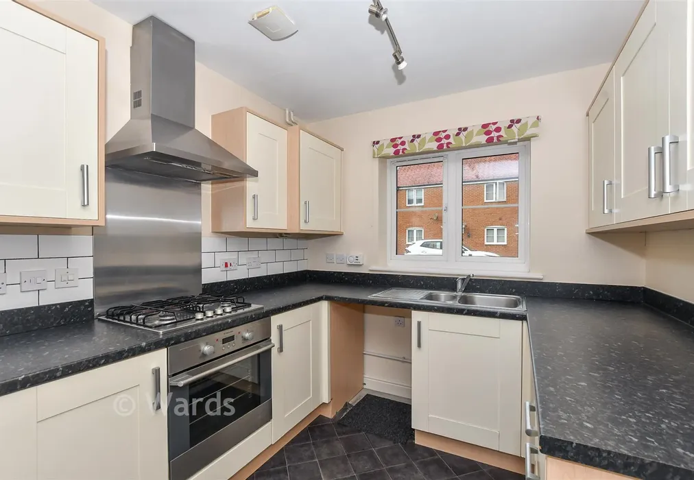 Kitchen/Diner - Finn Farm Road, Ashford, Kent - Wards of Kent