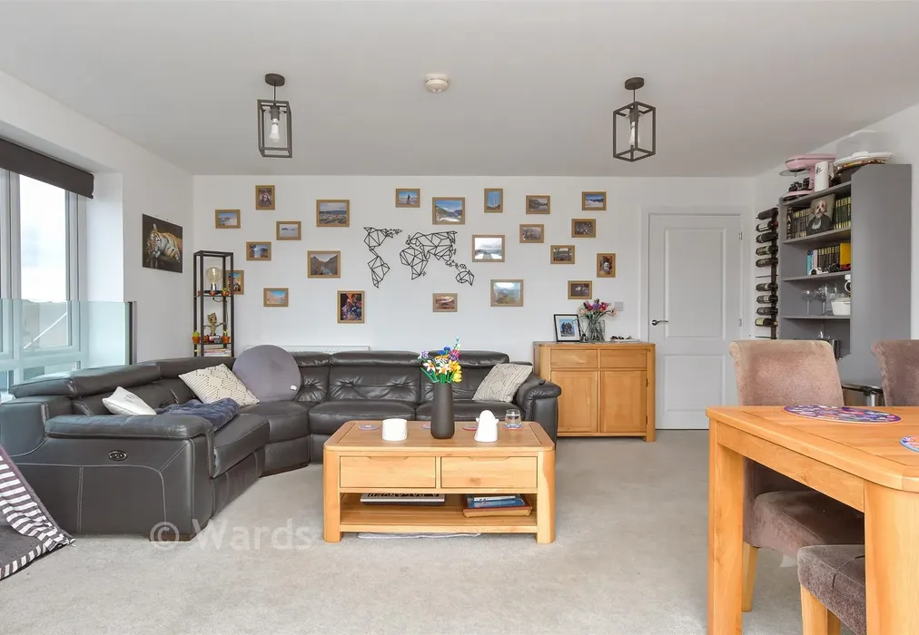 Lounge/Diner - Greystone Square, Wouldham, Kent - Wards of Kent