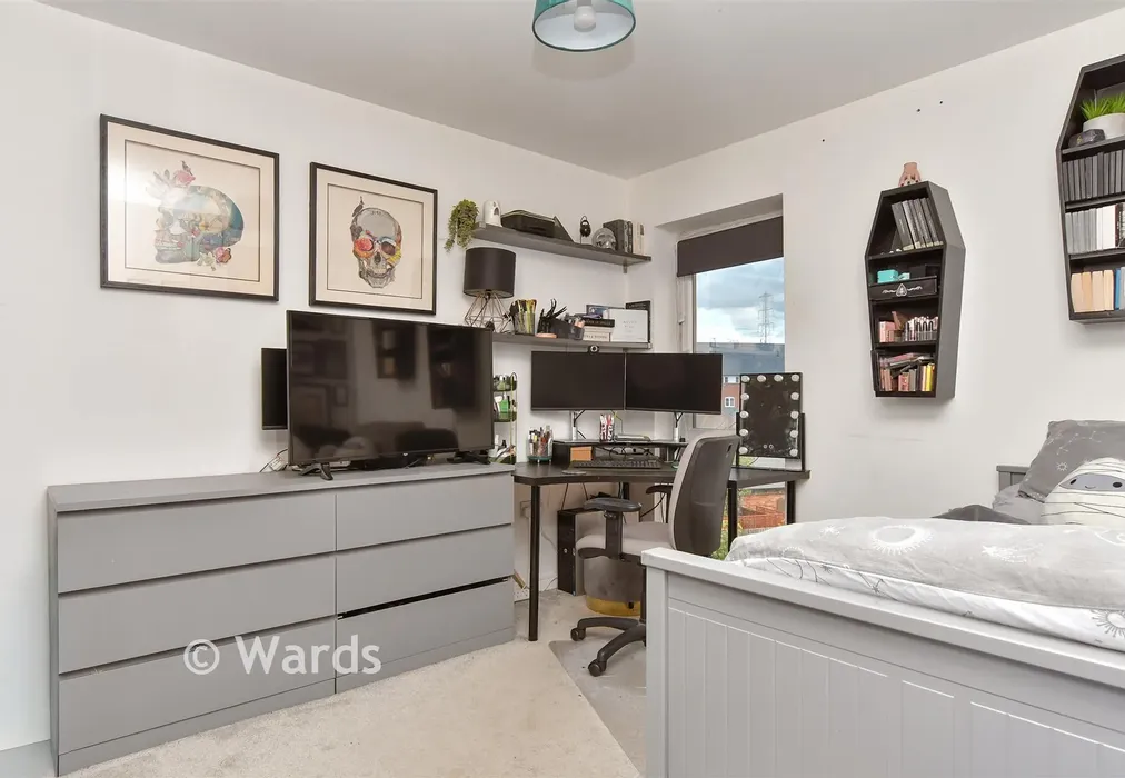 Bedroom 2 - Greystone Square, Wouldham, Kent - Wards of Kent