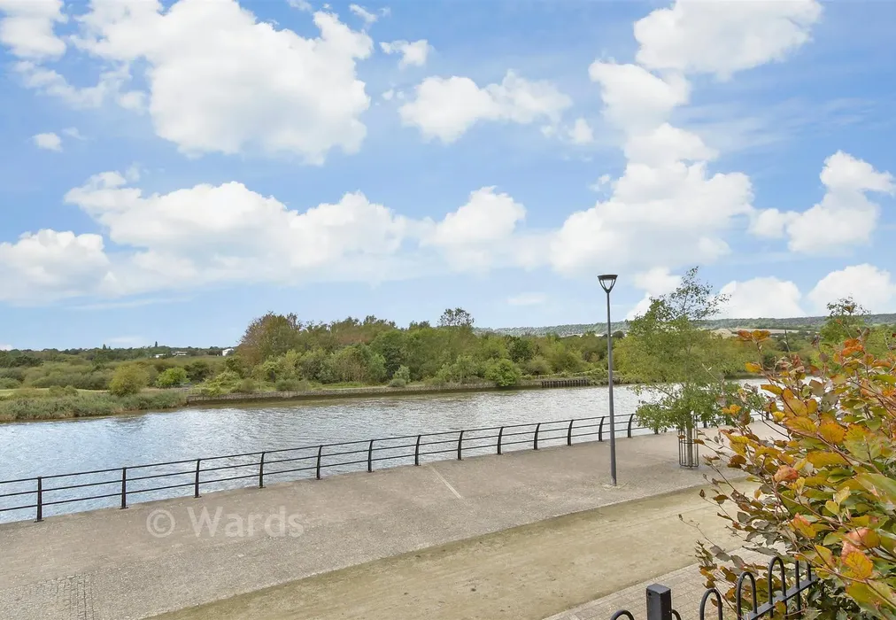 Surrounding Area - Greystone Square, Wouldham, Kent - Wards of Kent