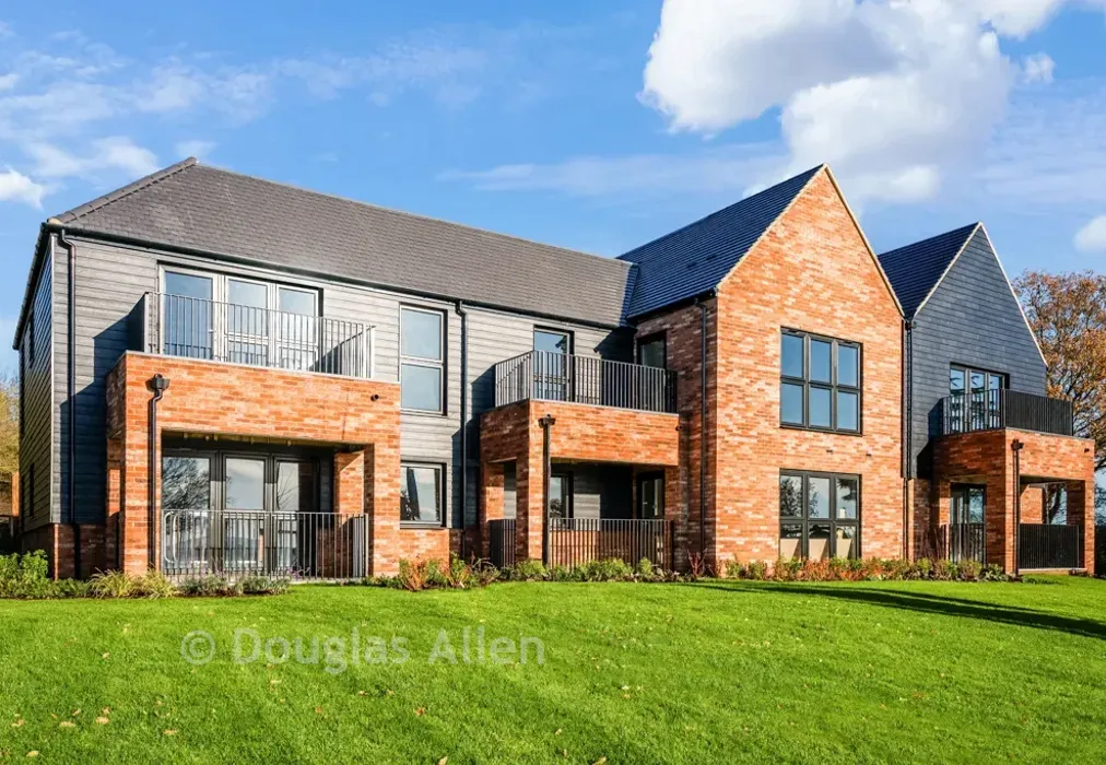 External - Kingsley Park, Centurion Way, Basildon, Essex - Wards of Kent