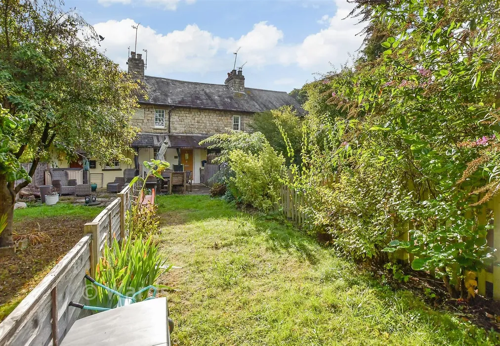 Front Elevation - The Quarries, Boughton Monchelsea, Maidstone, Kent - Wards of Kent