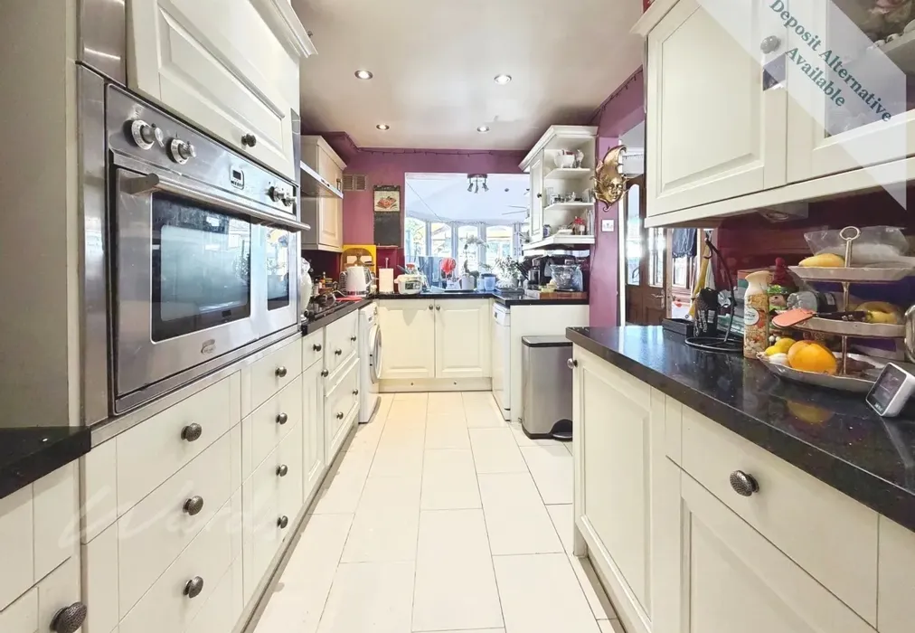 Kitchen - Admers Wood Vigo DA13 - Wards of Kent