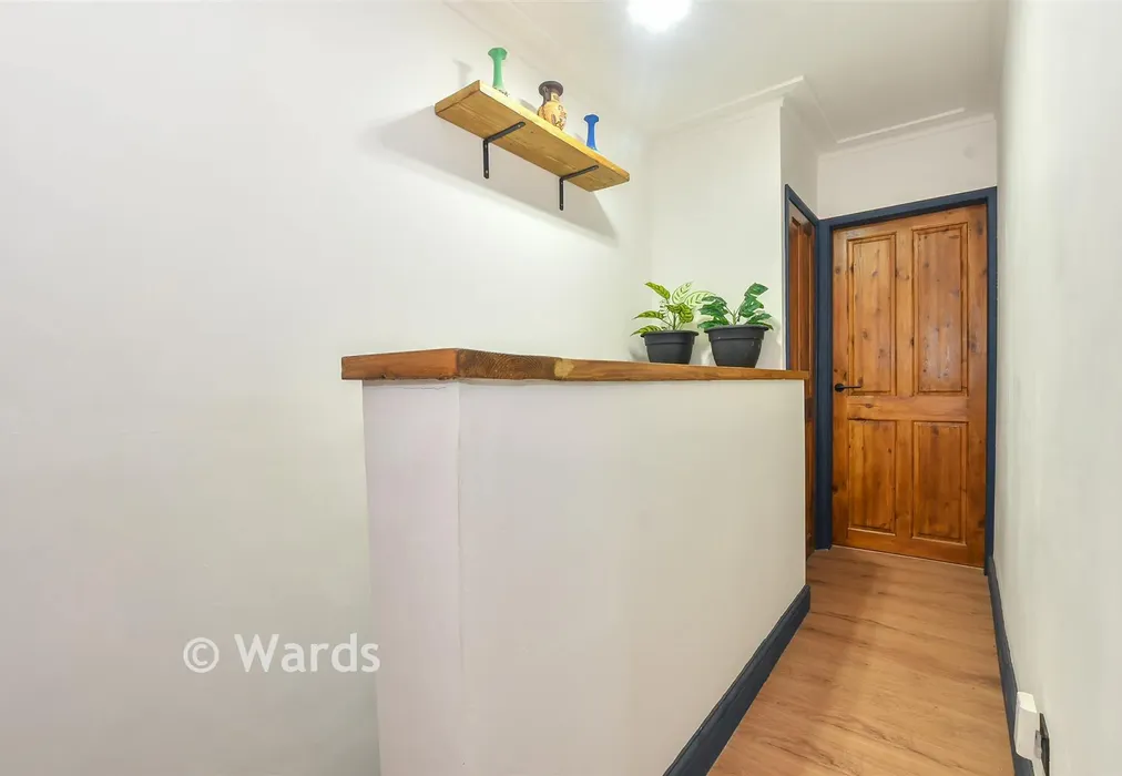 Landing - Godinton Road, Ashford, Kent - Wards of Kent