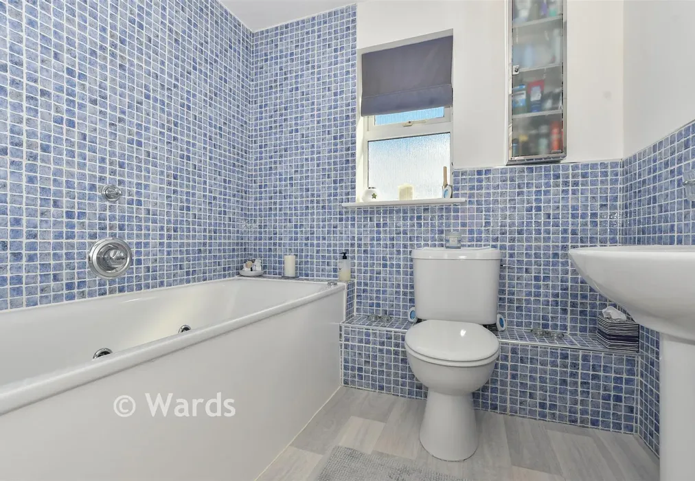 Bathroom - Robert Brundett Close, Kennington, Kent - Wards of Kent
