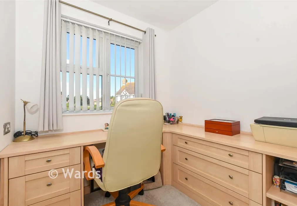 Bedroom 4 - Robert Brundett Close, Kennington, Kent - Wards of Kent
